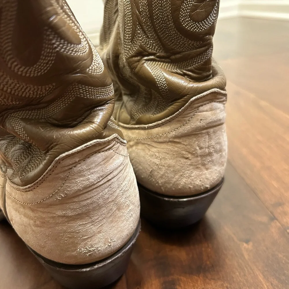 Vintage Justin Cowboy Boots - Picture 8 of 10